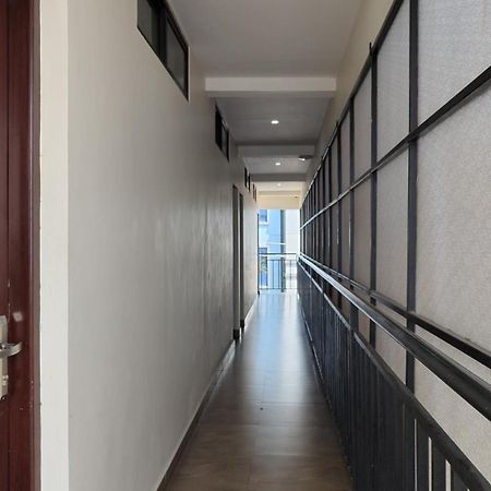 Masterkey Deluxe Rooms Kochi Exterior photo