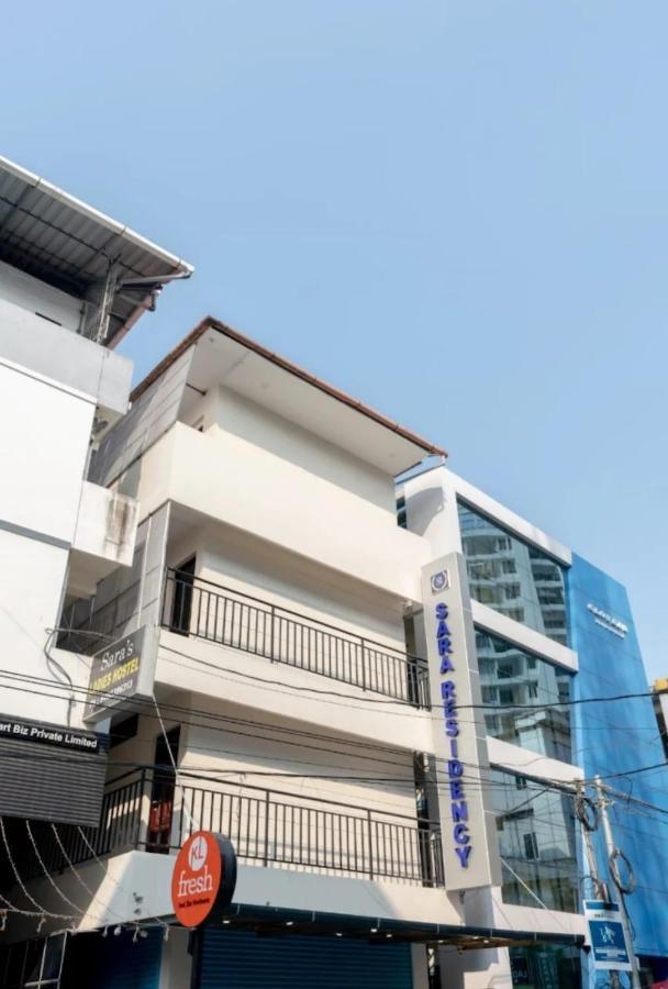 Masterkey Deluxe Rooms Kochi Exterior photo