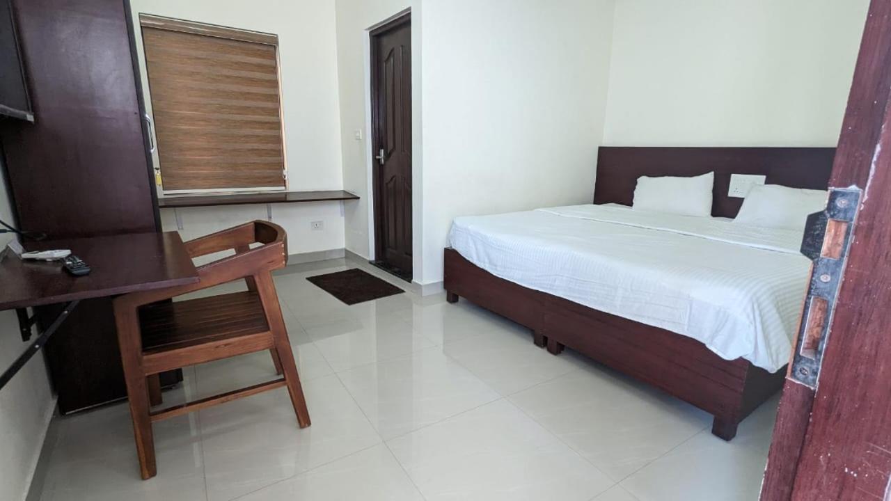 Masterkey Deluxe Rooms Kochi Exterior photo